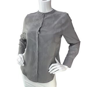Chicos Womens Size 00P US 0/2P Top Petite Floral Jacquard Satin Blouse Grey